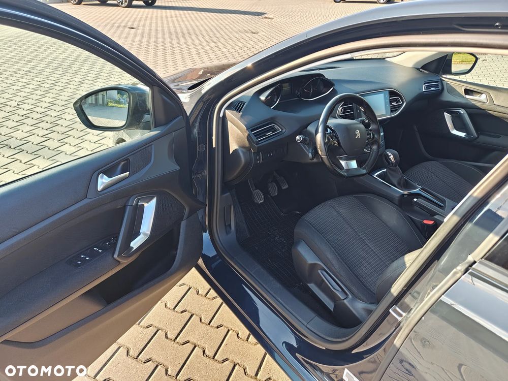 Peugeot 308 1.6 BlueHDi Active S&S - 9