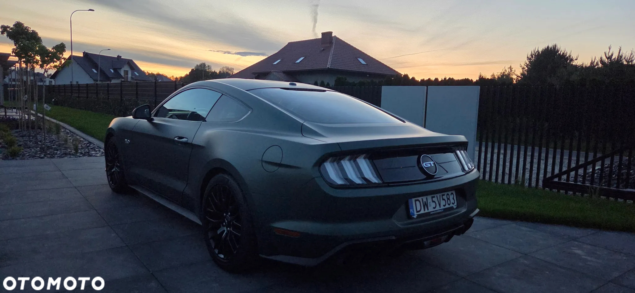 Ford Mustang 5.0 V8 GT - 19
