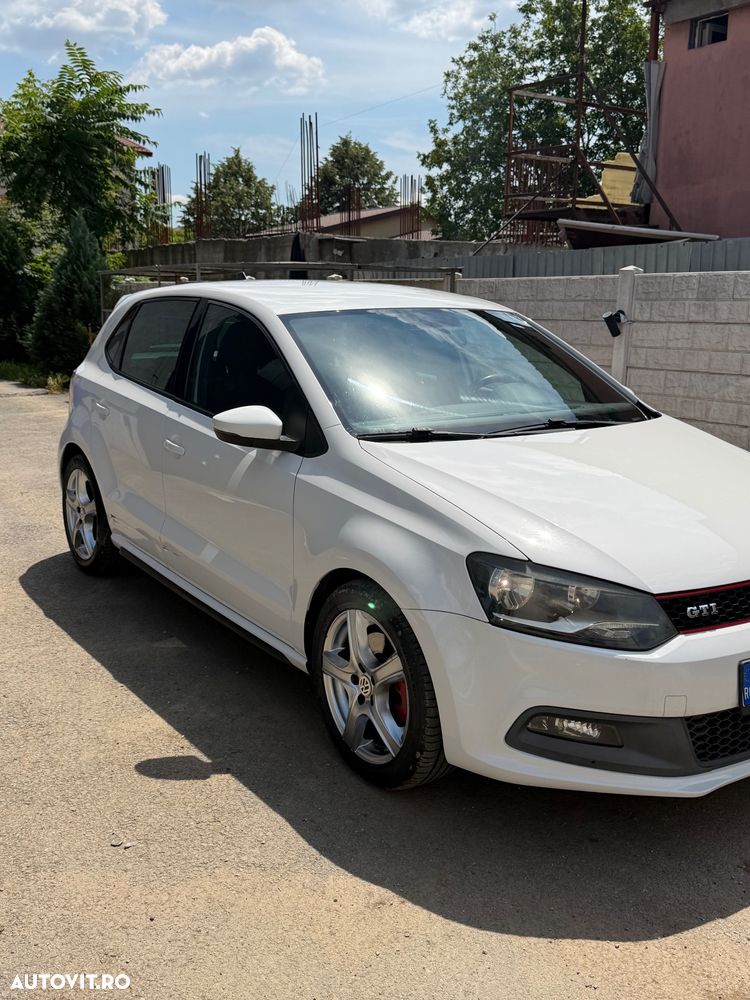 Volkswagen Polo 1.4 DSG GTI - 3