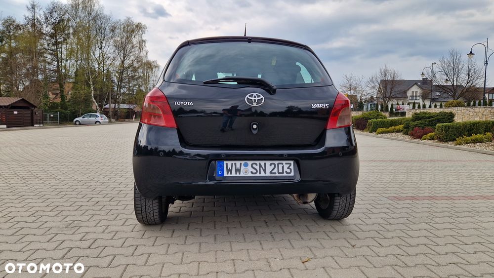 Toyota Yaris 1.0 VVT-i Luna - 8