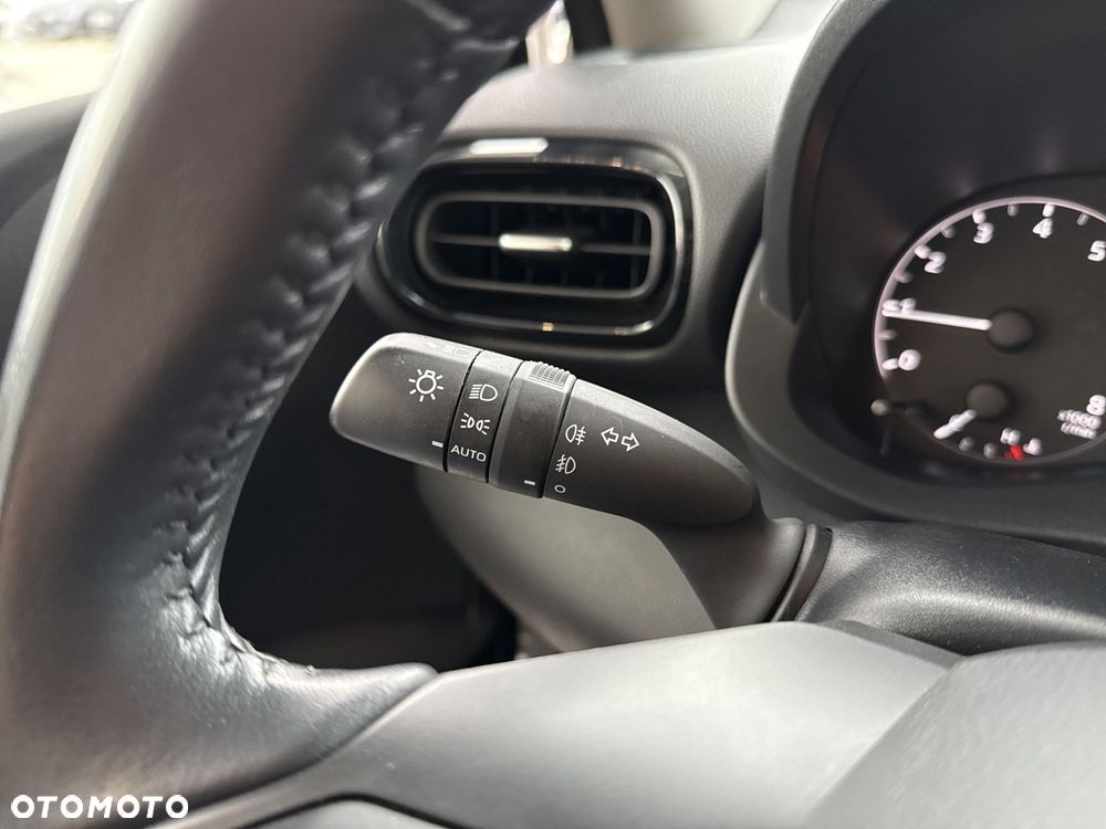 Toyota Yaris 1.0 Comfort - 21