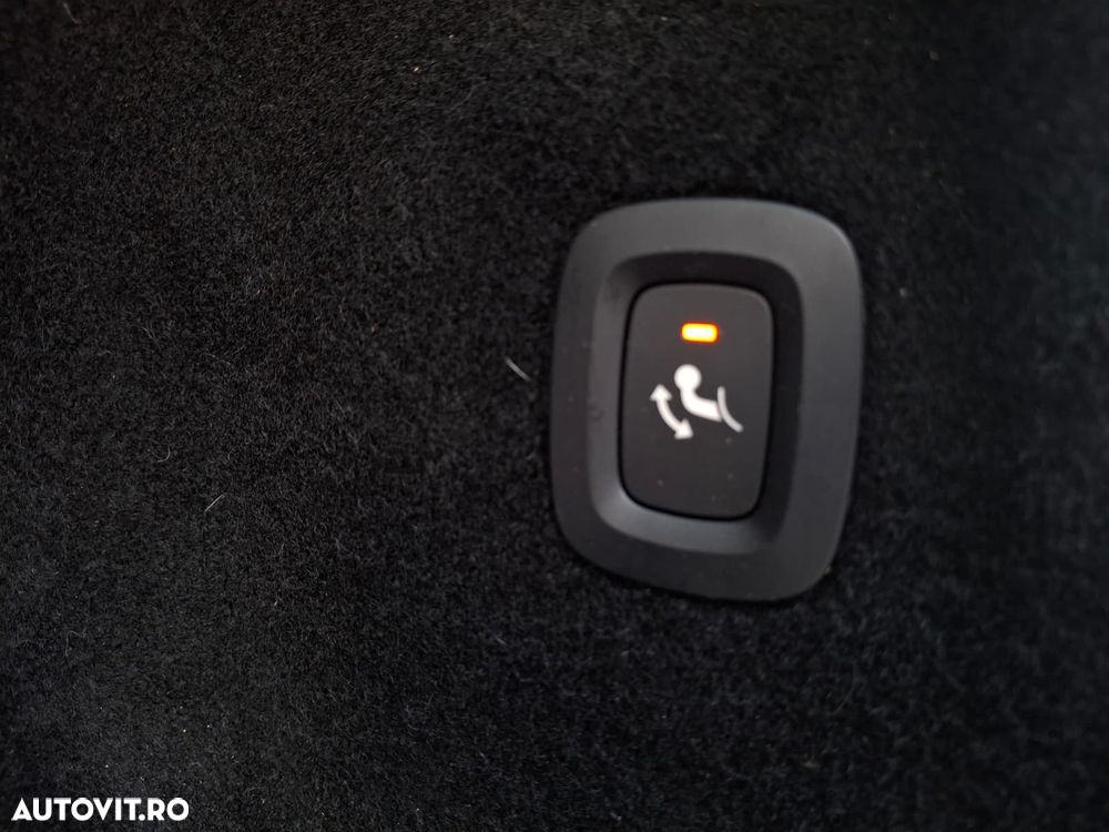 Volvo XC 60 T6 AWD Recharge Geartronic Inscription - 27