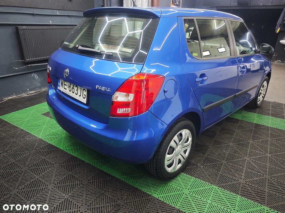 Skoda Fabia 1.4 16V Active Plus - 5