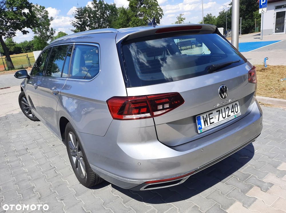 Volkswagen Passat 2.0 TDI Elegance DSG - 3