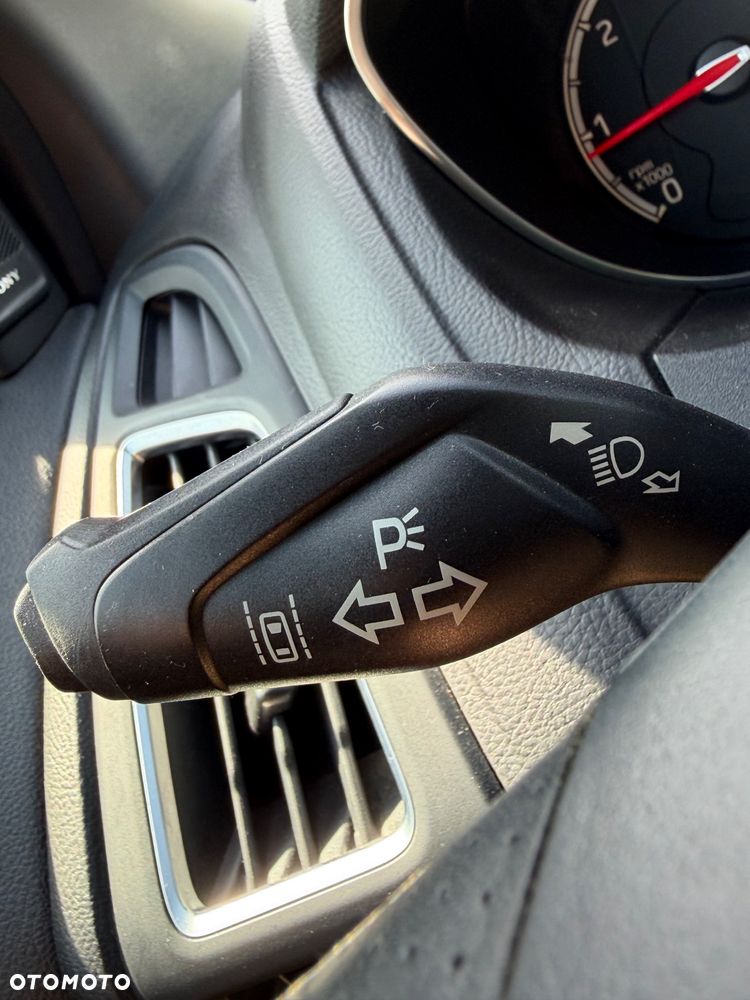 Ford Focus 2.0 TDCi ST mit Leder-Sport-Paket - 11