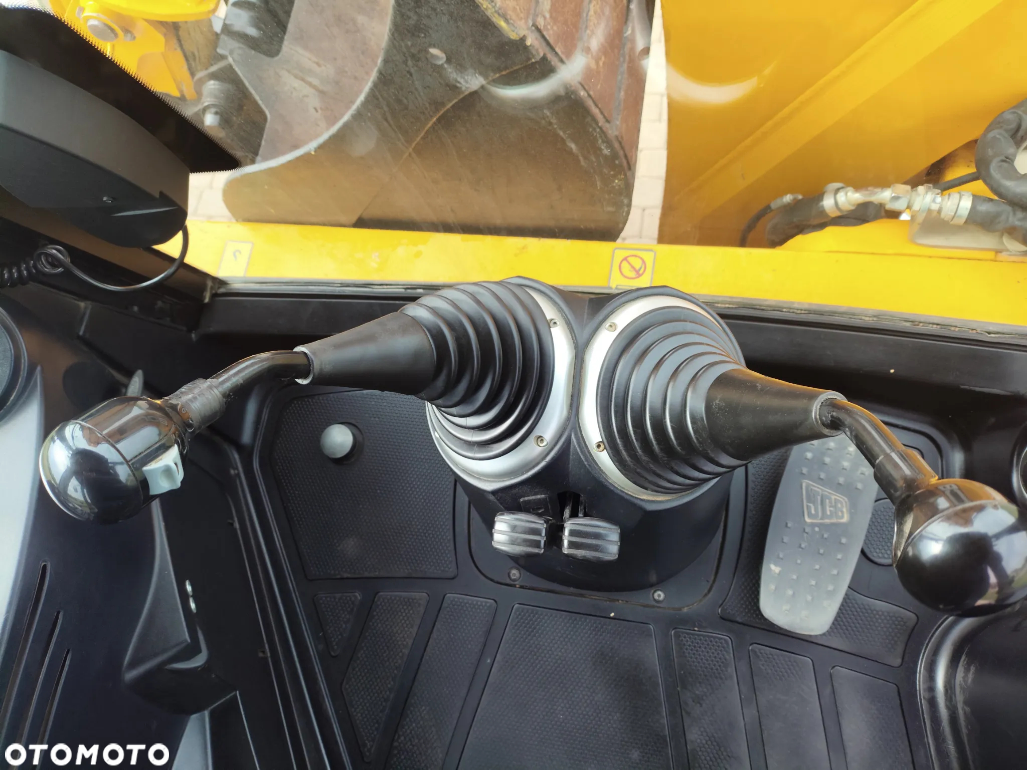 JCB 4CX / RÓWNE KOŁA / TORQUELOCK / POWERSHIFT / SPROWADZONA / - 21