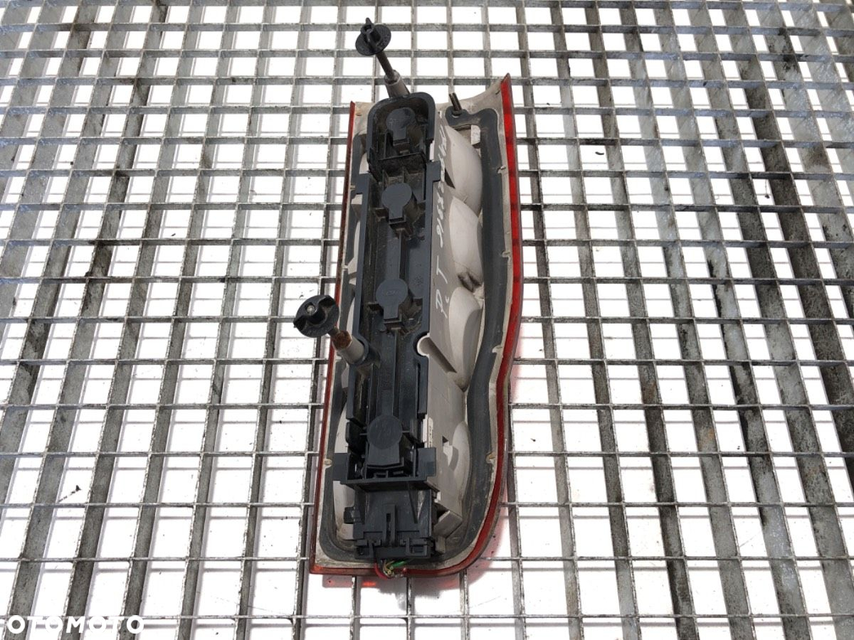 LAMPA PRAWY TYŁ - 86.00 PLN - FORD TRANSIT Autobus (FD_ _, FB_ _, FS_ _, FZ_ _, FC_ _) 2006 - 2014 - 5