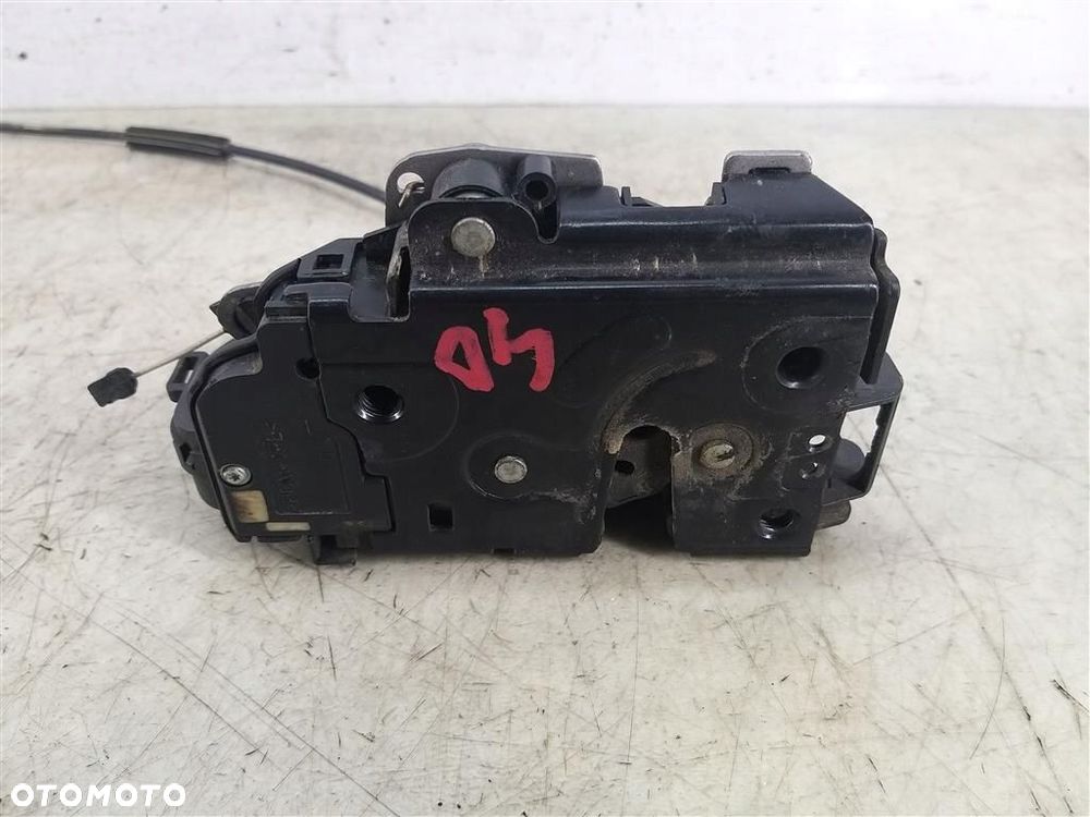 Zamek drzwi tył prawy VW Transporter T5 2003-2009 3B1837016BS - 1