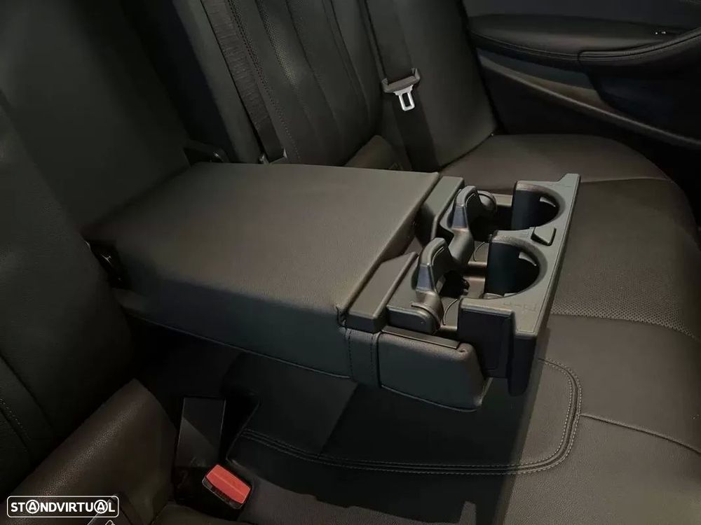 BMW 520 d Auto - 19