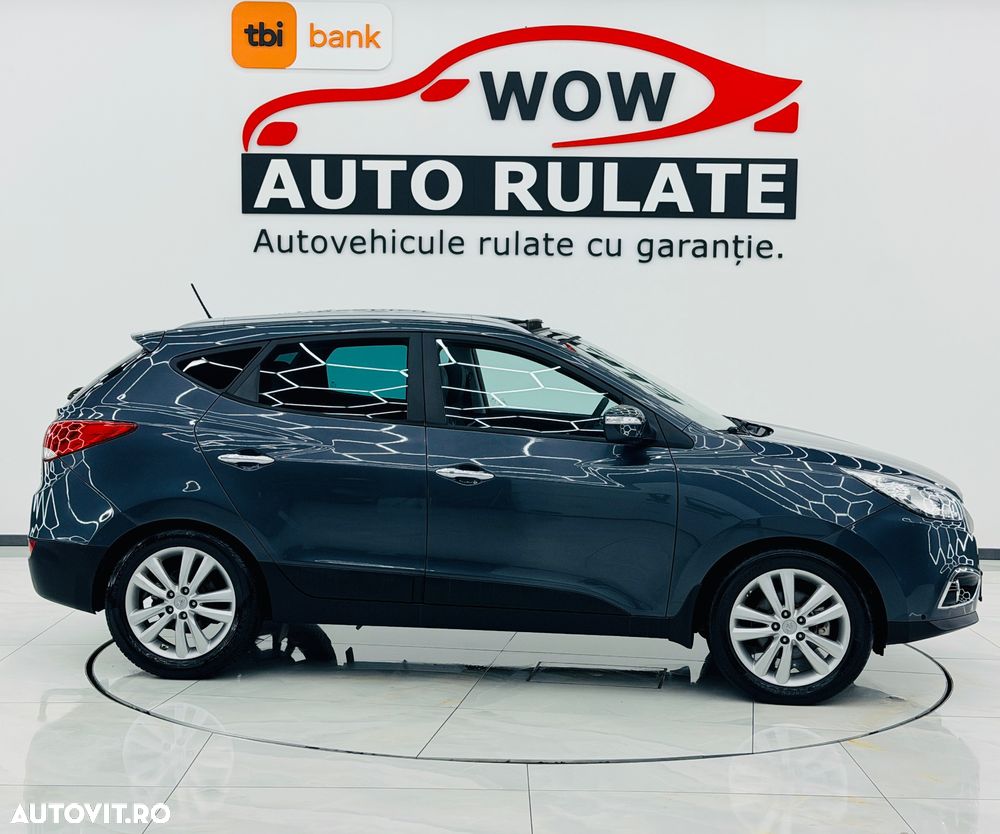 Hyundai ix35 2.0 CRDI 4WD Fifa World Cup Gold Edition - 34