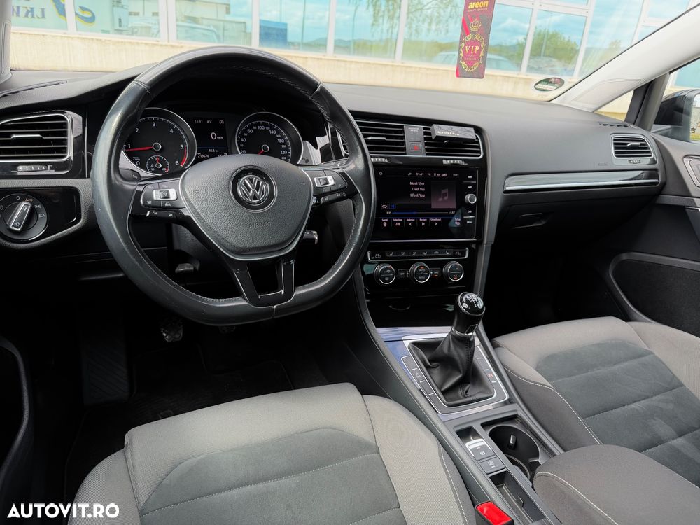 Volkswagen Golf 2.0 TDI SCR Highline - 21