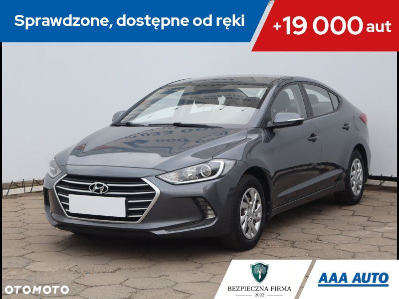 Hyundai Elantra - 1