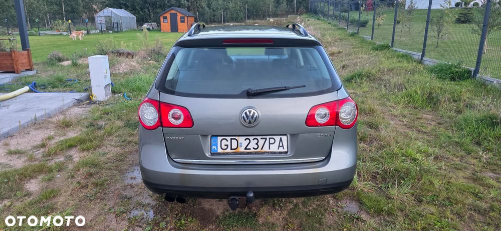 Volkswagen Passat 2.0 TDI DPF Comfortline DSG - 2