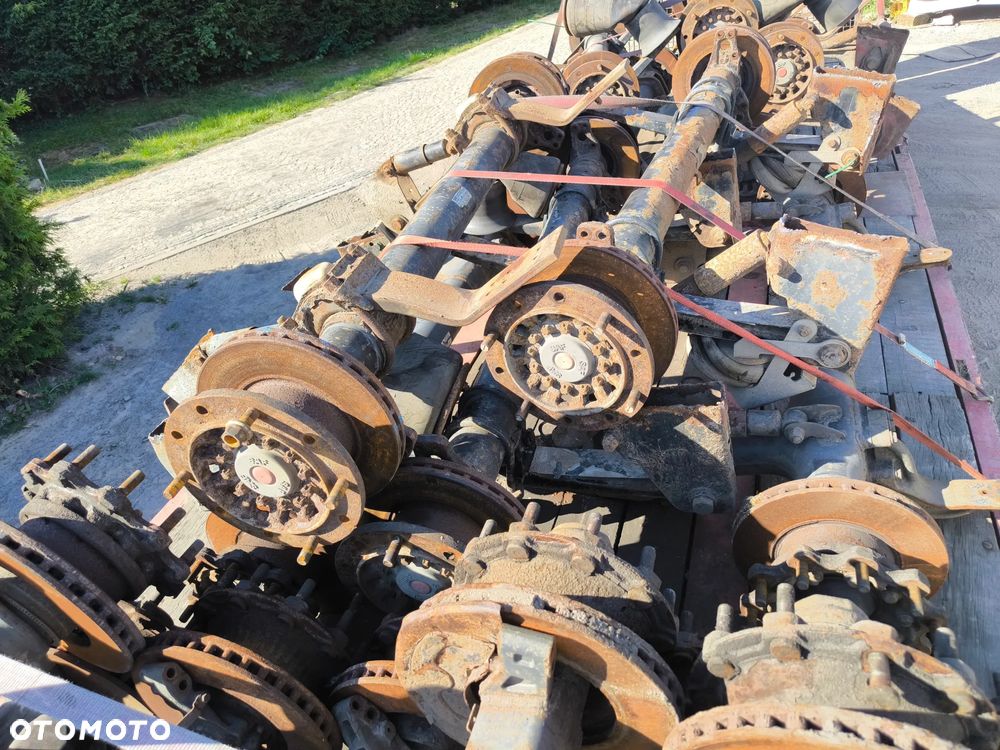 Osie saf, bpw, ror, Mercedes i inne - 30