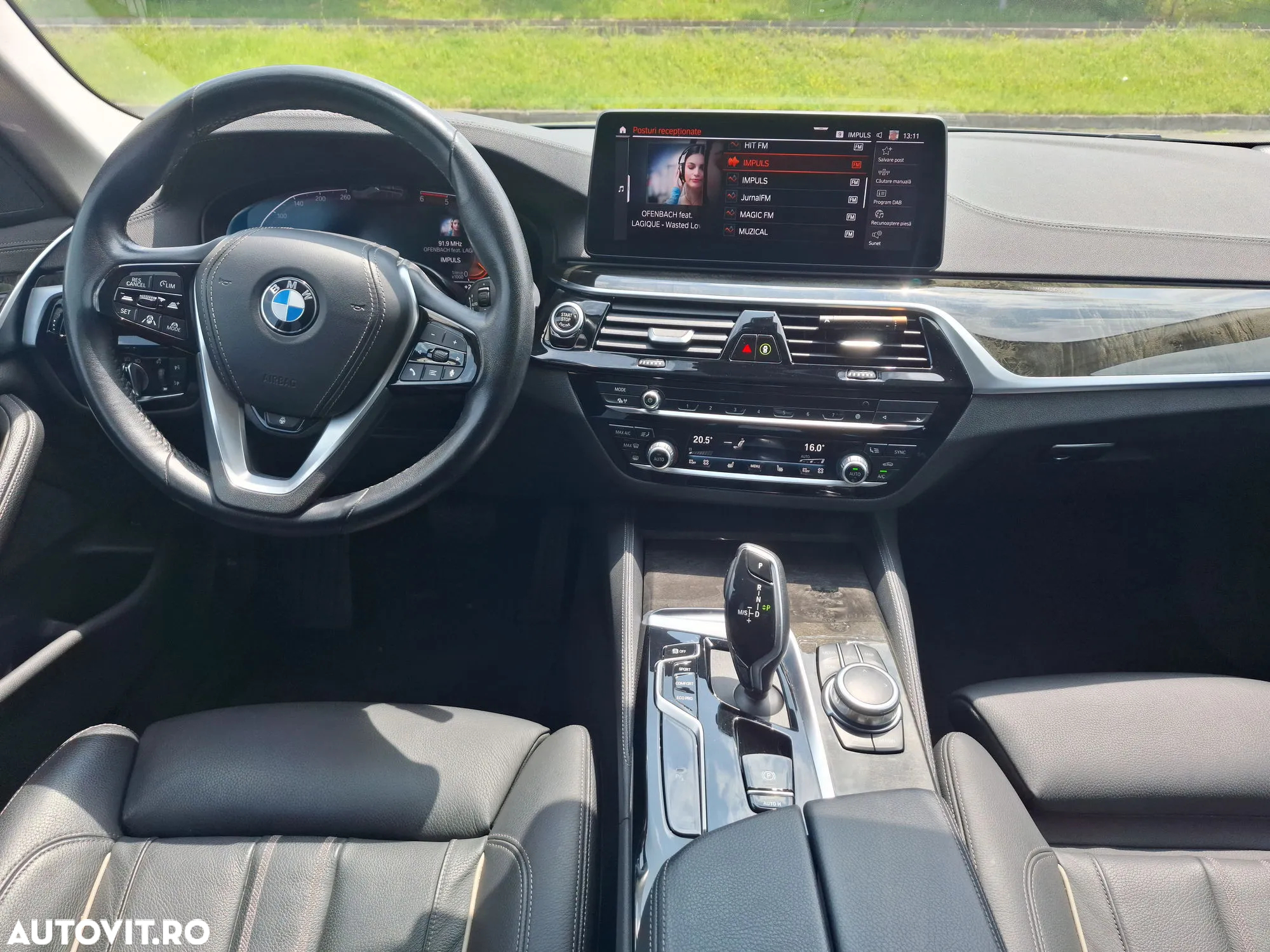 BMW Seria 5 530d xDrive AT MHEV - 12