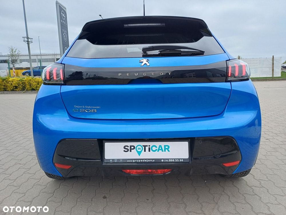 Peugeot 208 - 5