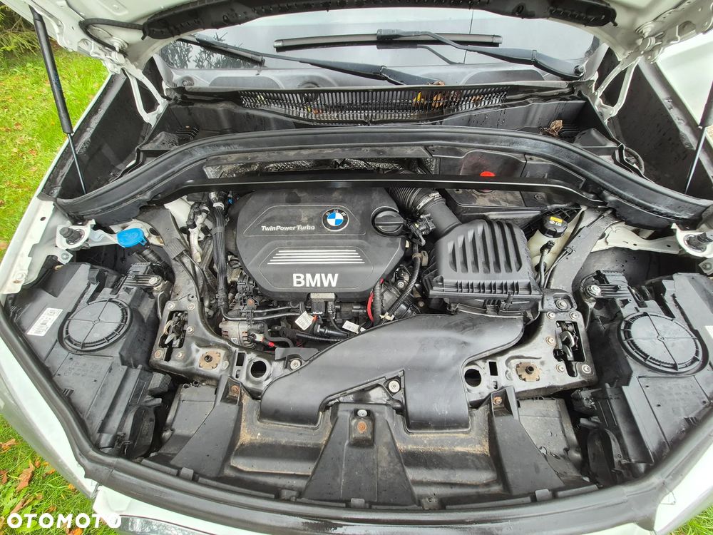 BMW X1 sDrive18d xLine - 13