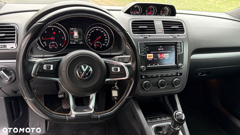 Volkswagen Scirocco 2.0 TDI Blue Motion Technologie Club - 29