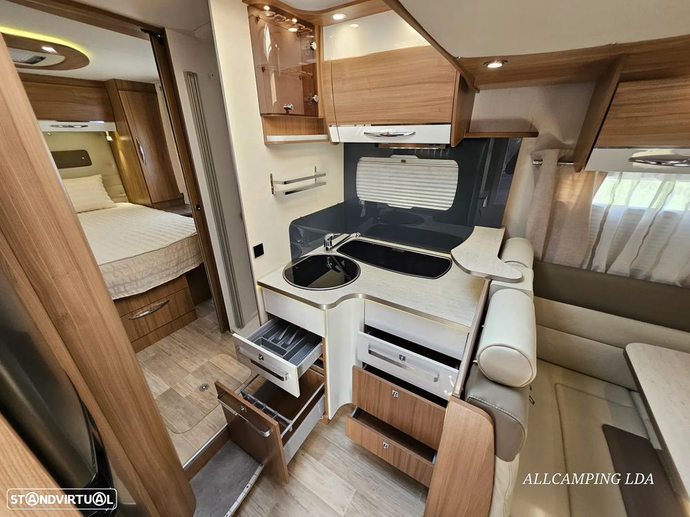 Pilote Sensation P746 CAIXA AUTOMÁTICA CAMA CENTRAL/ BASCULANTE - 52