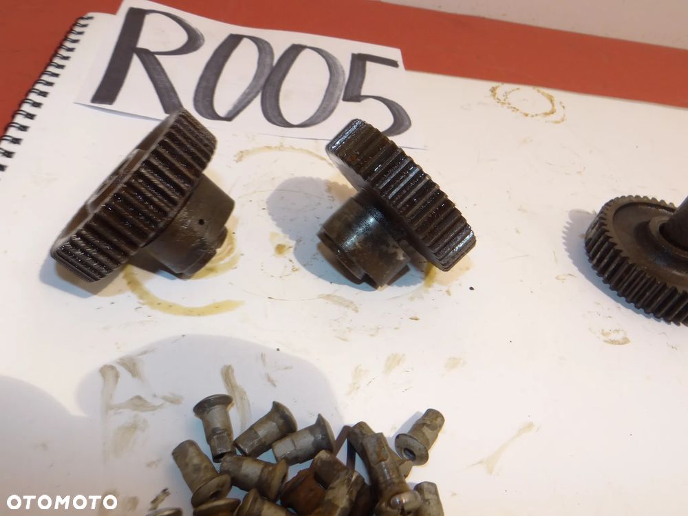 JUNAK M10 , M7 ZĘBATKI KORKI  PROWADNICE INNE CENA ZA CAŁOŚĆ  R005 - 3