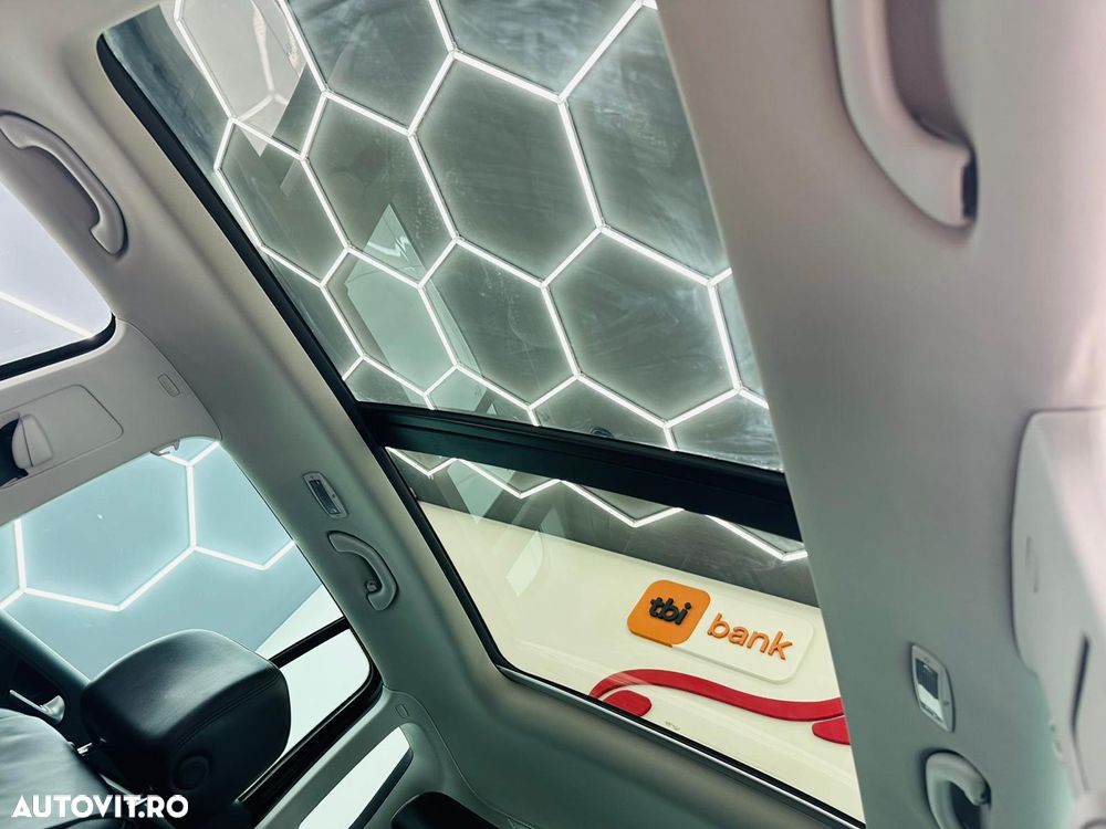 Volkswagen Tiguan 2.0 TDI DPF BlueMotion Technology Cup Sport & Style - 20