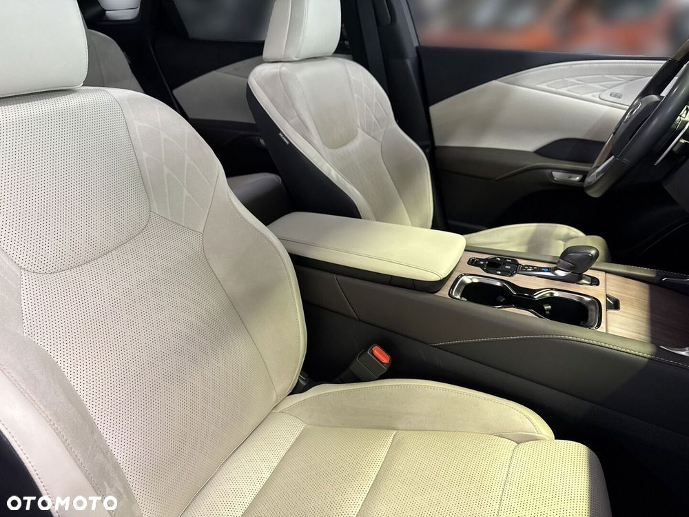 Lexus RX - 31