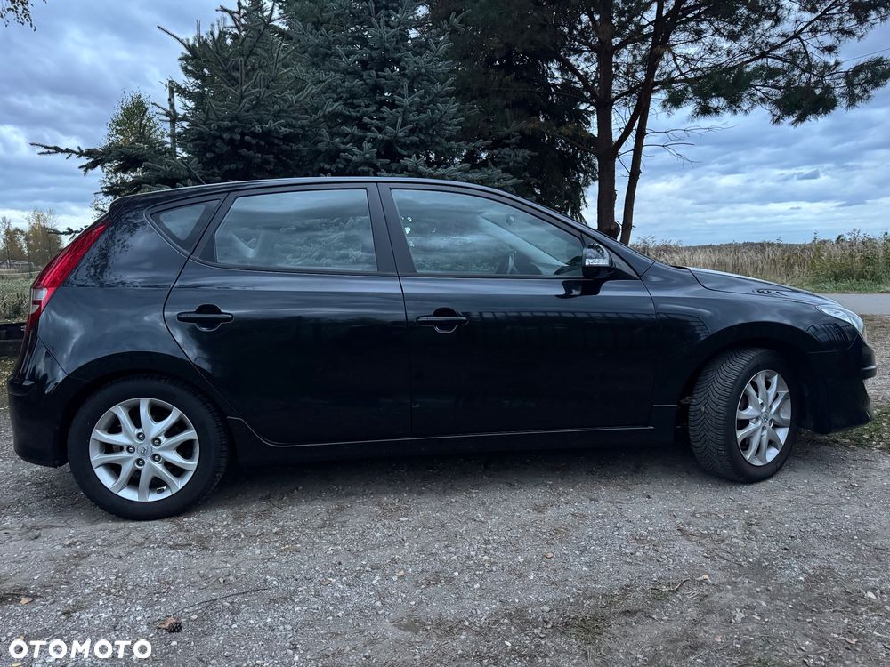 Hyundai i30 i30cw 1.4 FIFA WM Edition - 5