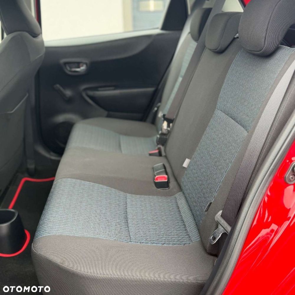 Toyota Yaris 1.33 Selection Platinum - 28