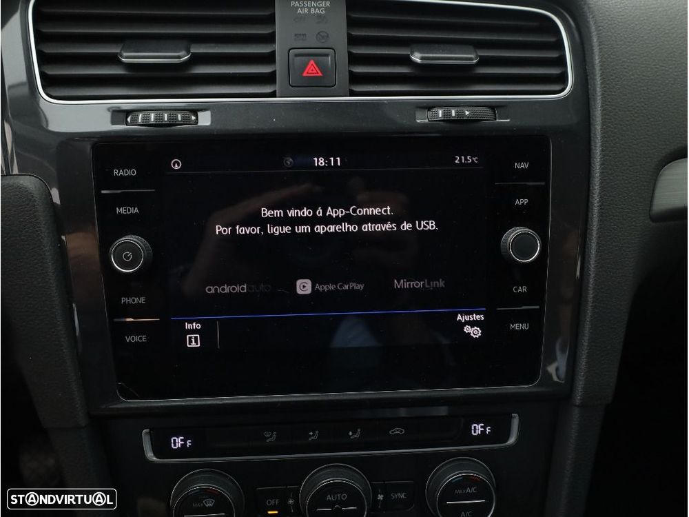 VW Golf Variant 1.6 TDi Confortline - 19