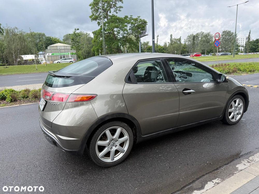 Honda Civic 1.4i-DSi - 10