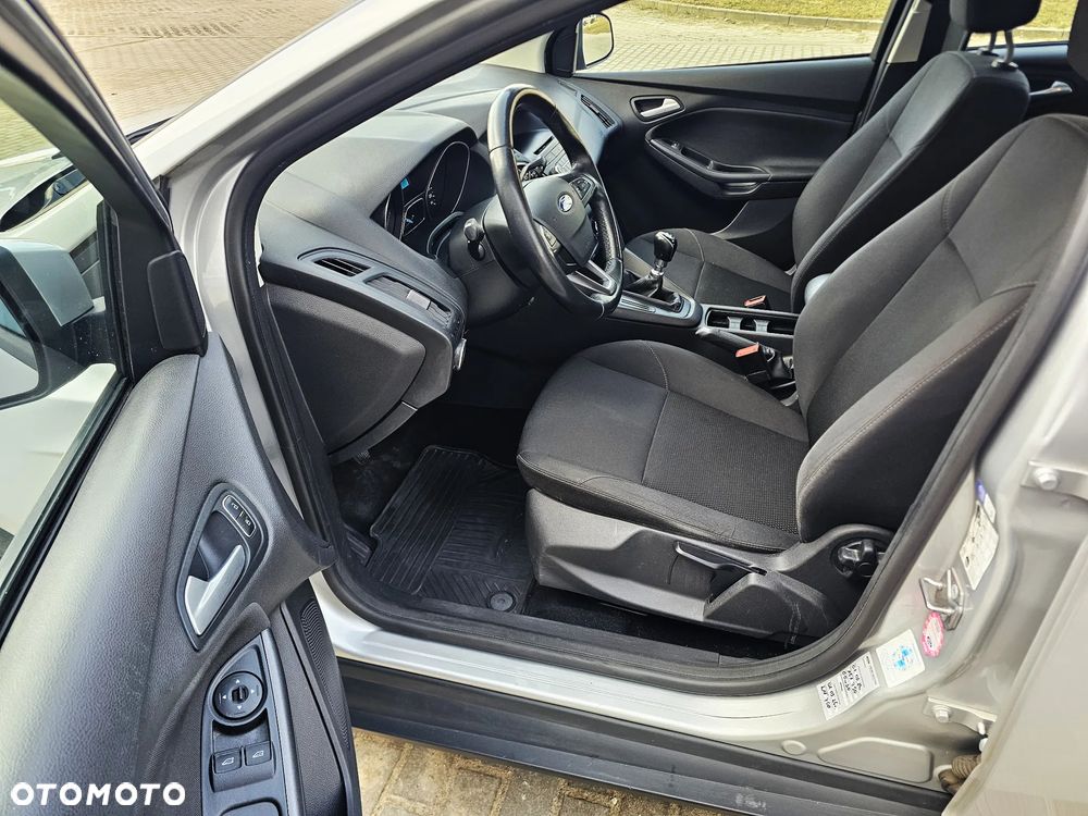 Ford Focus 1.5 TDCi Trend - 9