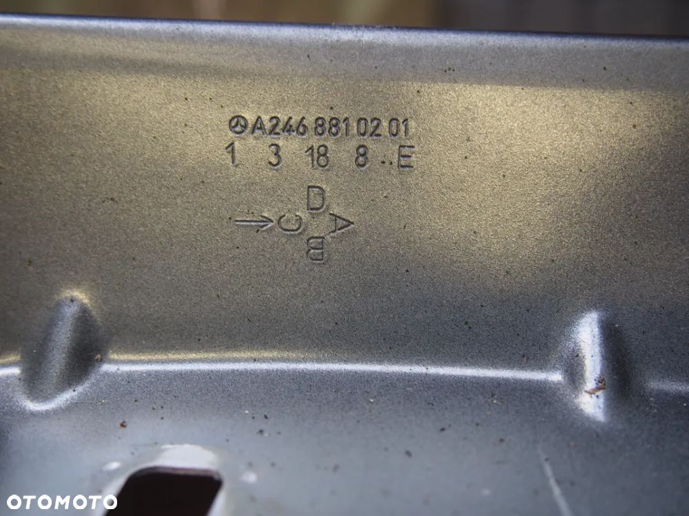 Mercedes B-Klasa W246 11r Blotnik prawy b klasa 2011 - 3