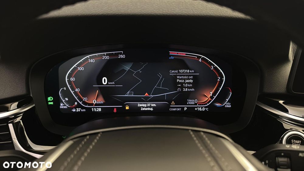 BMW Seria 5 520d xDrive MHEV - 18