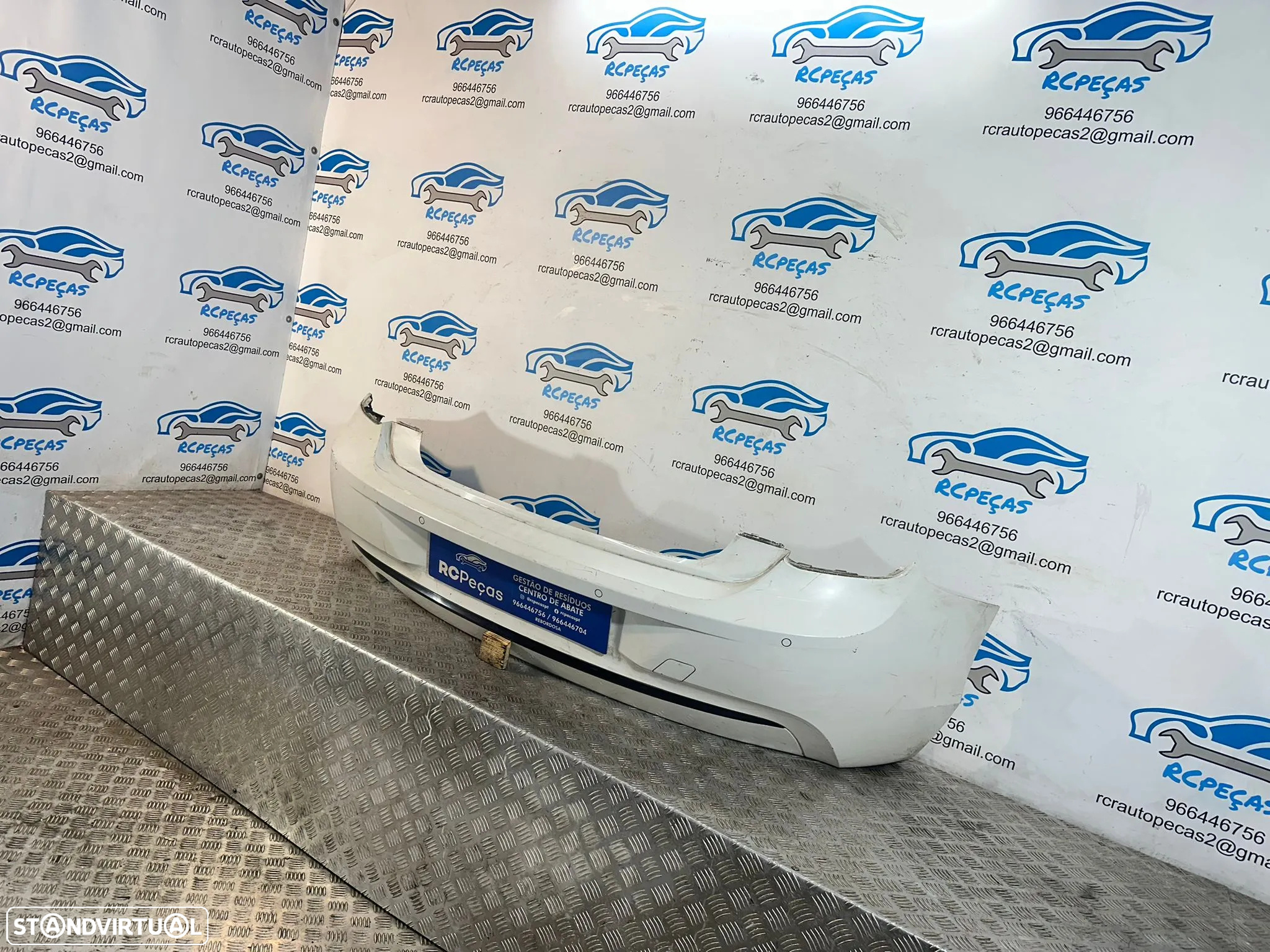 .Parachoques Traseiro Tras Original BMW Serie 1 F20 5 portas F21 3 portas Sport 2011 a 2015 - 2
