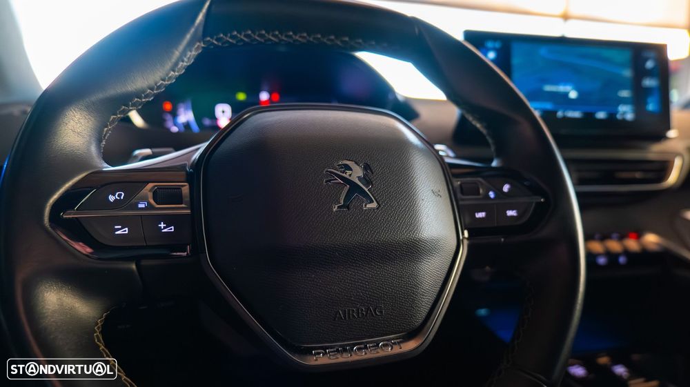 Peugeot 5008 1.2 PureTech Allure Pack EAT8 - 16