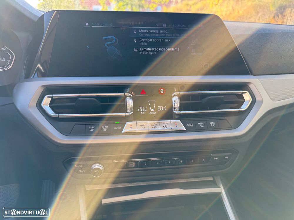 BMW 330 e Corporate Edition Auto - 35