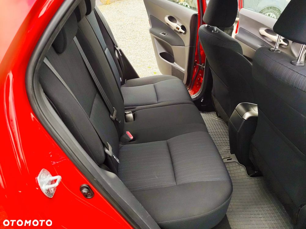 Toyota Auris 1.4 VVT-i Sol - 29