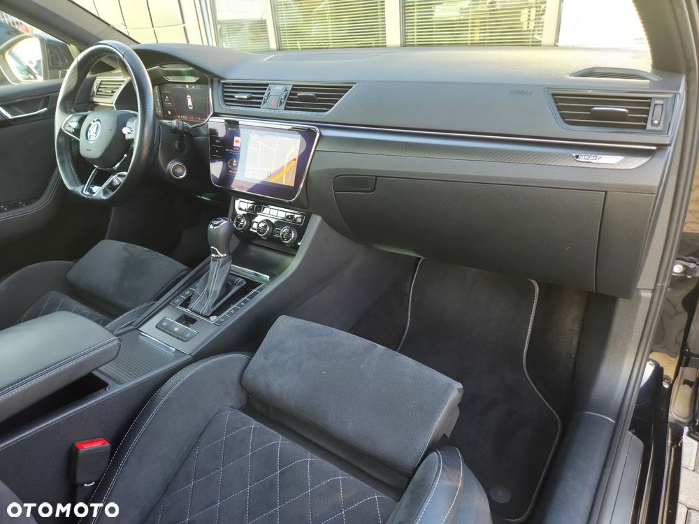 Skoda Superb 2.0 TDI SCR 4x4 Sportline DSG - 34