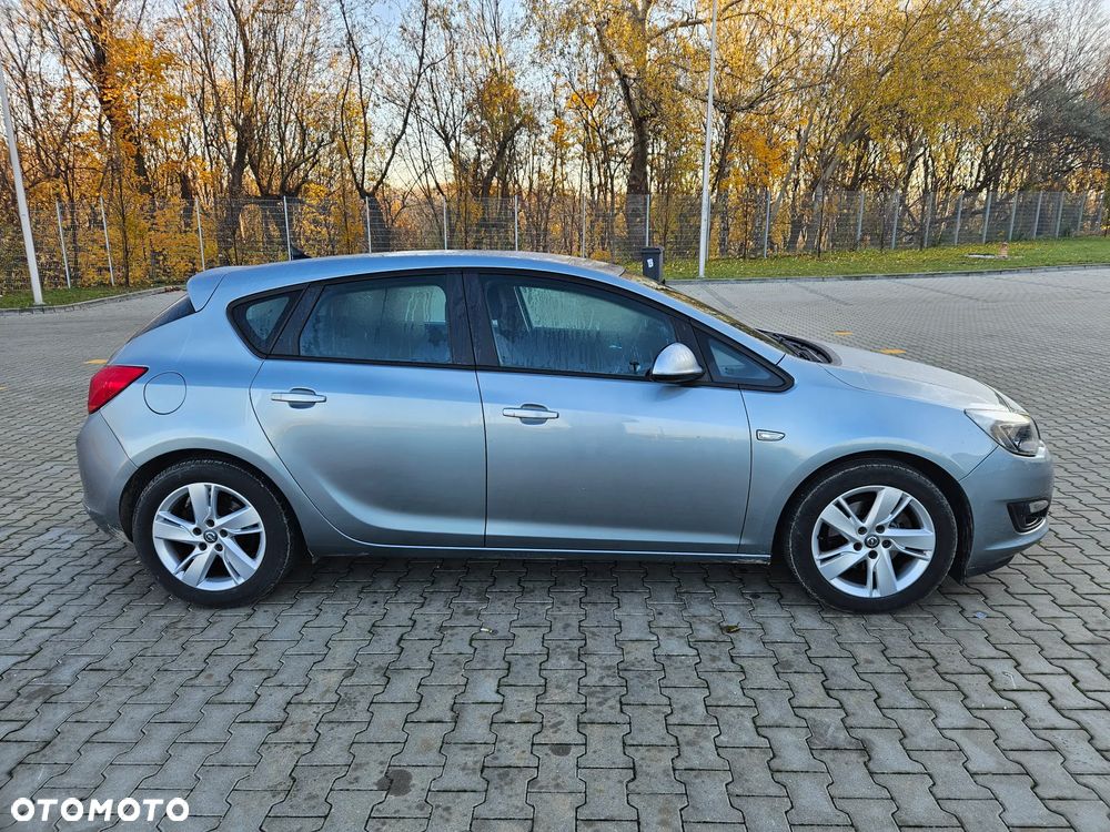 Opel Astra III 1.7 CDTI EcoFLEX - 4