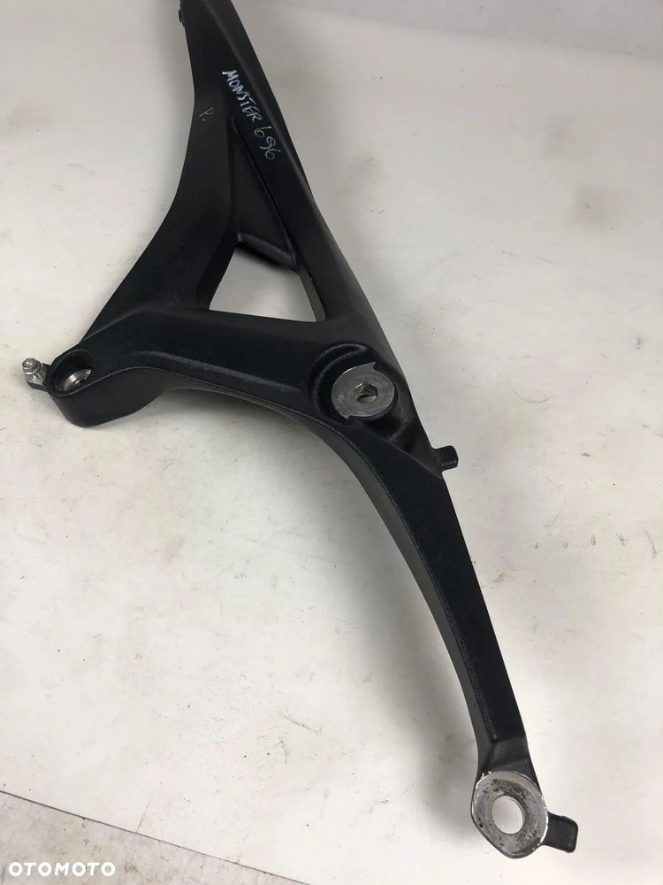 Ducati Monster 696 796 1100 Prawa Rama Stelaż Tył - 4
