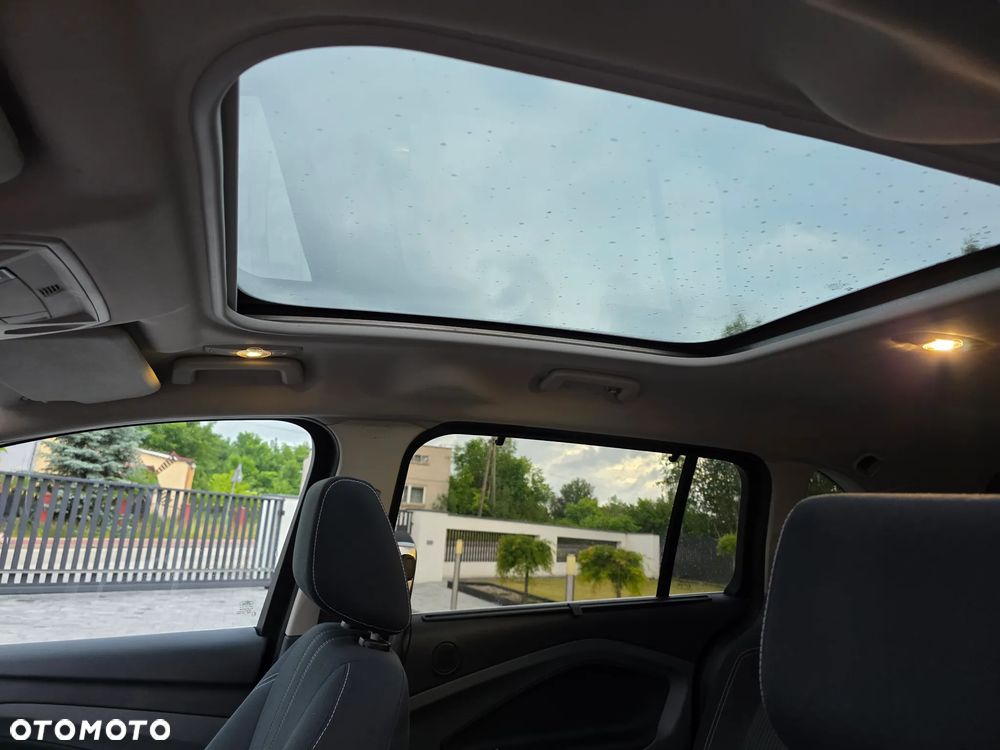 Ford Grand C-MAX - 9