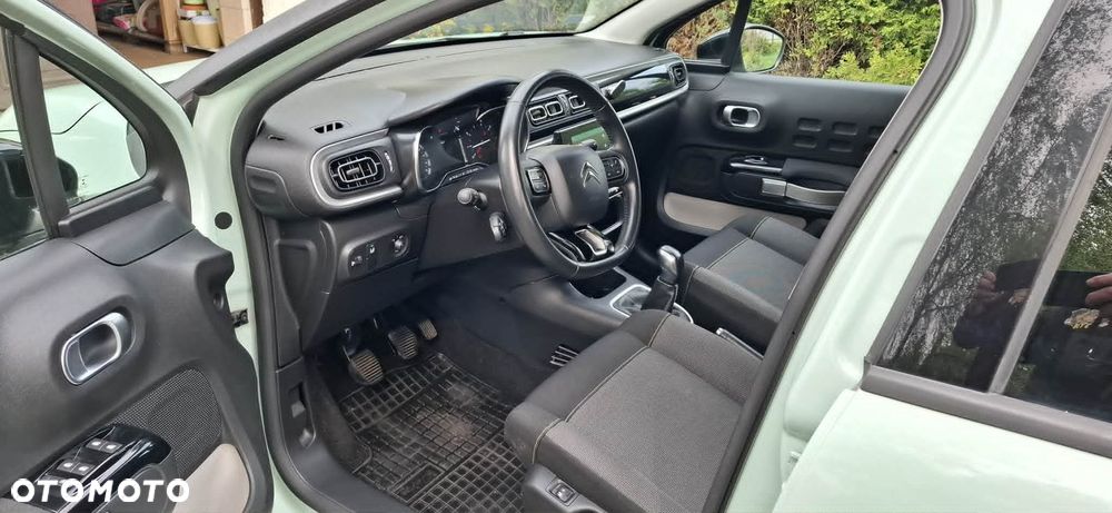 Citroën C3 Pure Tech 82 SHINE - 9