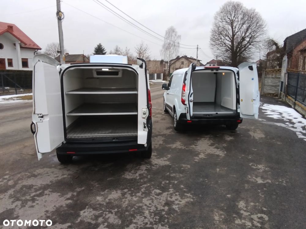Ford Transit Connect - 26
