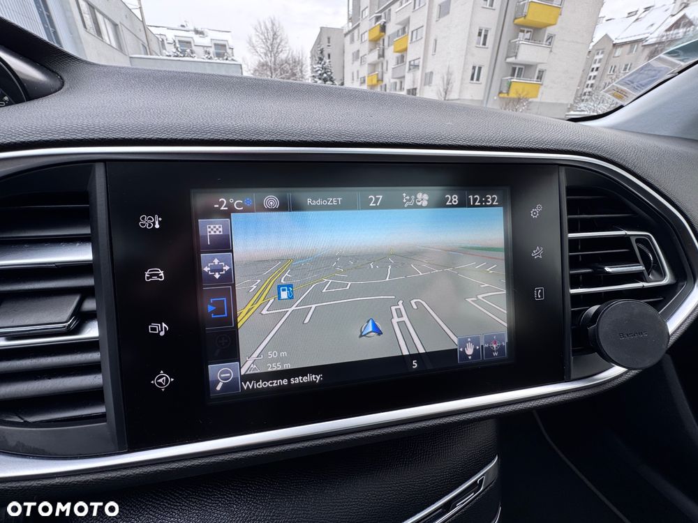 Peugeot 308 PureTech 130 GPF Stop & Start Active Business-Paket - 22