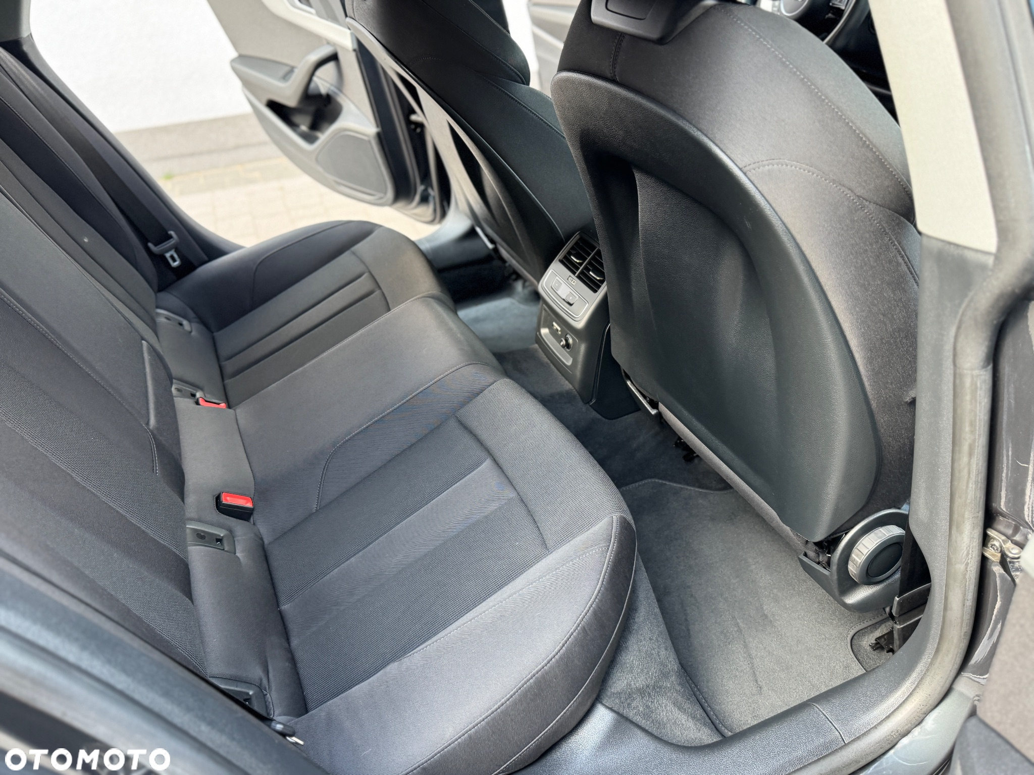 Audi A5 35 TDI mHEV Advanced S tronic - 8