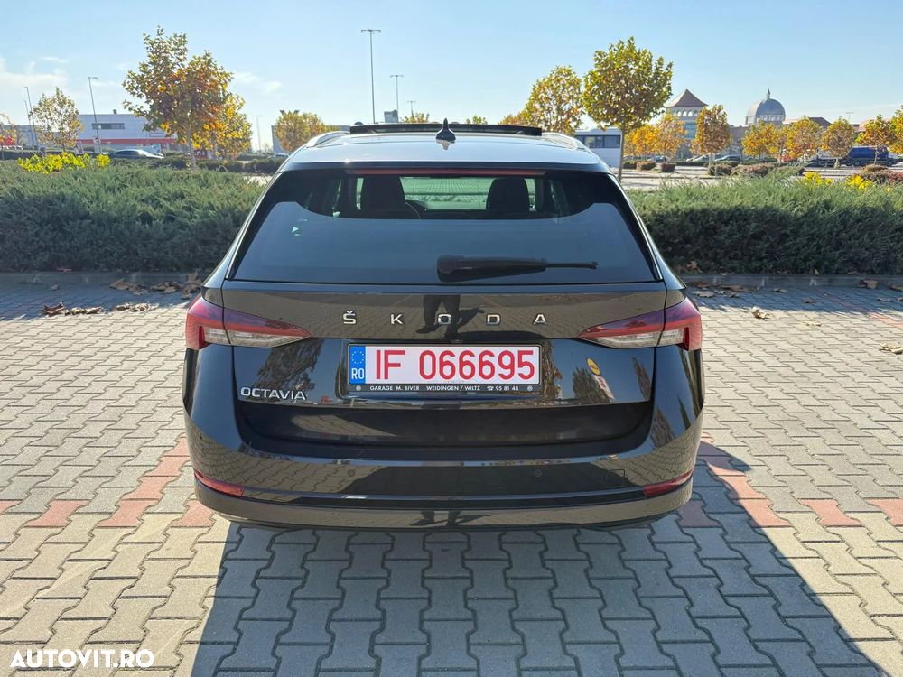 Skoda Octavia Combi 2.0 TDI DSG Style - 8