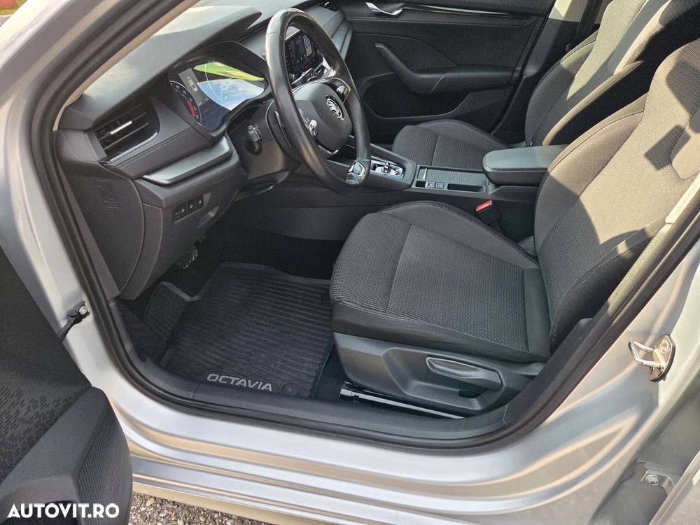 Skoda Octavia 2.0 TDI DSG Ambition - 15