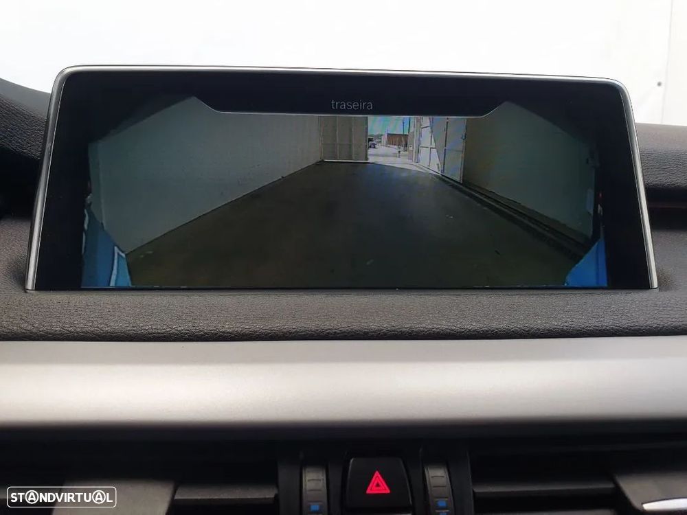 BMW X5 25 d sDrive Comfort 7L - 24