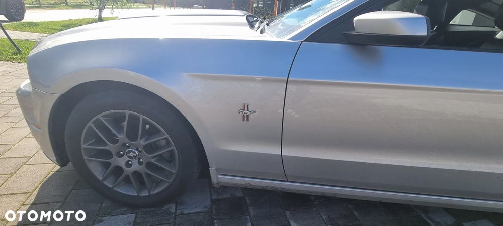 Ford Mustang 3.7 V6 - 17