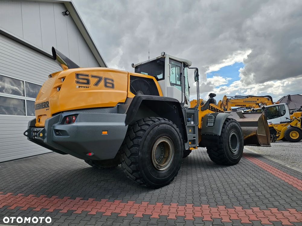 Liebherr L576 - 5